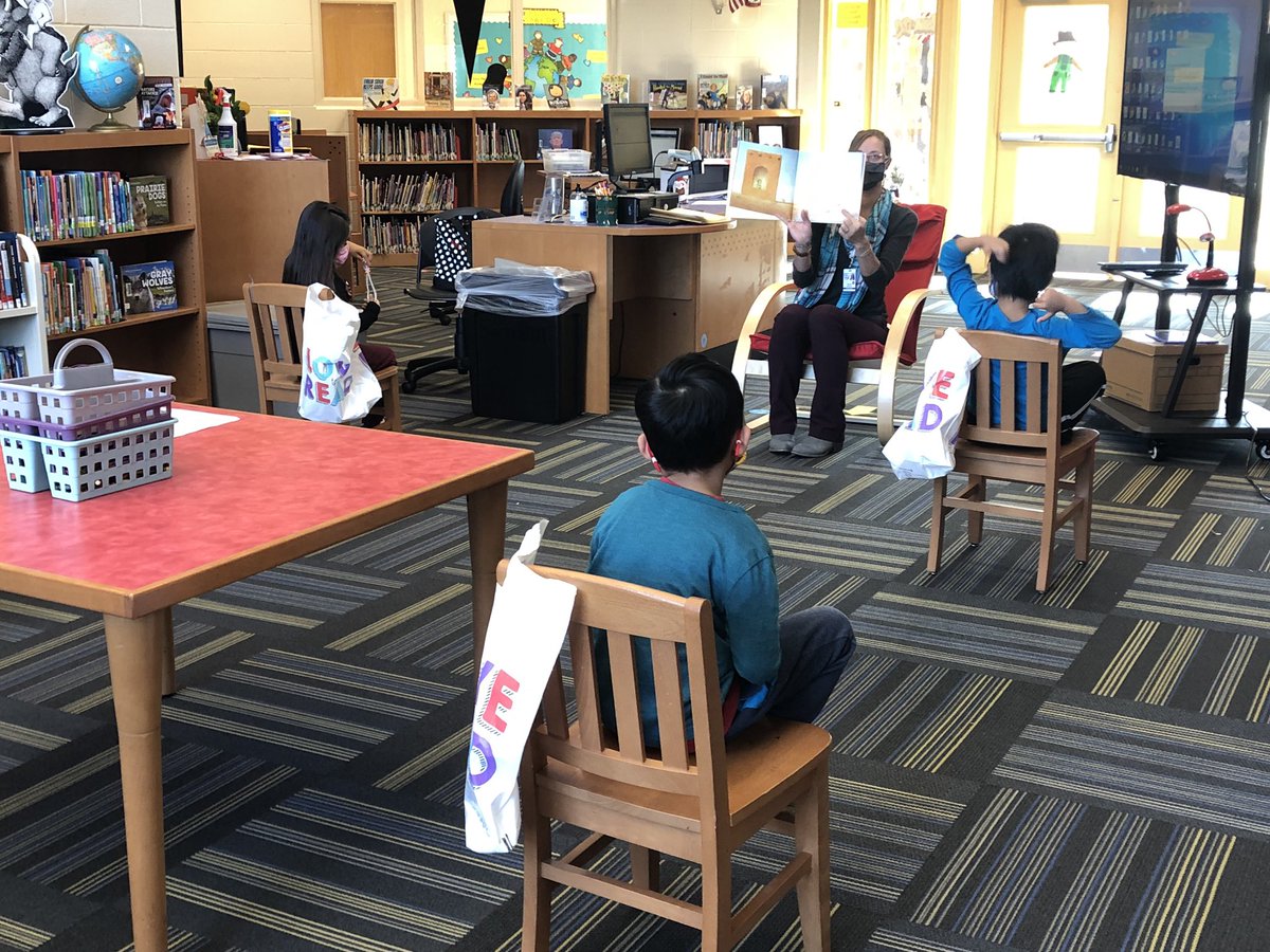 tkcleaver's tweet photo. Guest readers are so very special to us! Special thanks to @MrsMarcumBGISD for reading Nobody Hugs a Cactus to our students this morning. Such a great story ready by such a special person! @BGISD @PBC_Elementary #pbcpride #pbcreads https://t.co/wxShQAgYFq