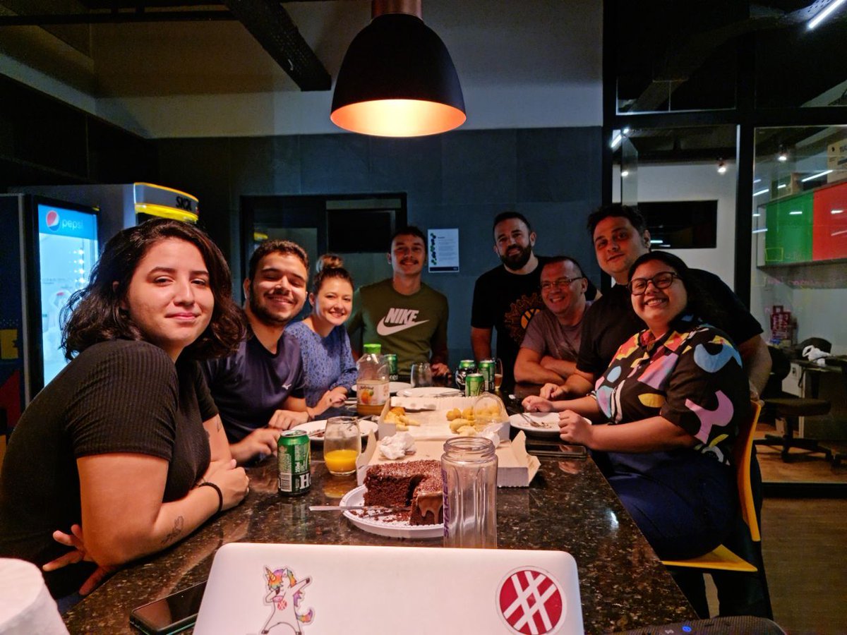 TotalCross's tweet photo. #TBT of this lovely team! Pizza, beer and a lot of laughs: the mixture we love. 😍#TotalCrossTeam
#opensource #TotalCross #programming #coding #100DaysofCode #Developer #linux #linuxarm #embeddedsystem #embedded #Java https://t.co/pw4ZmwAq8v