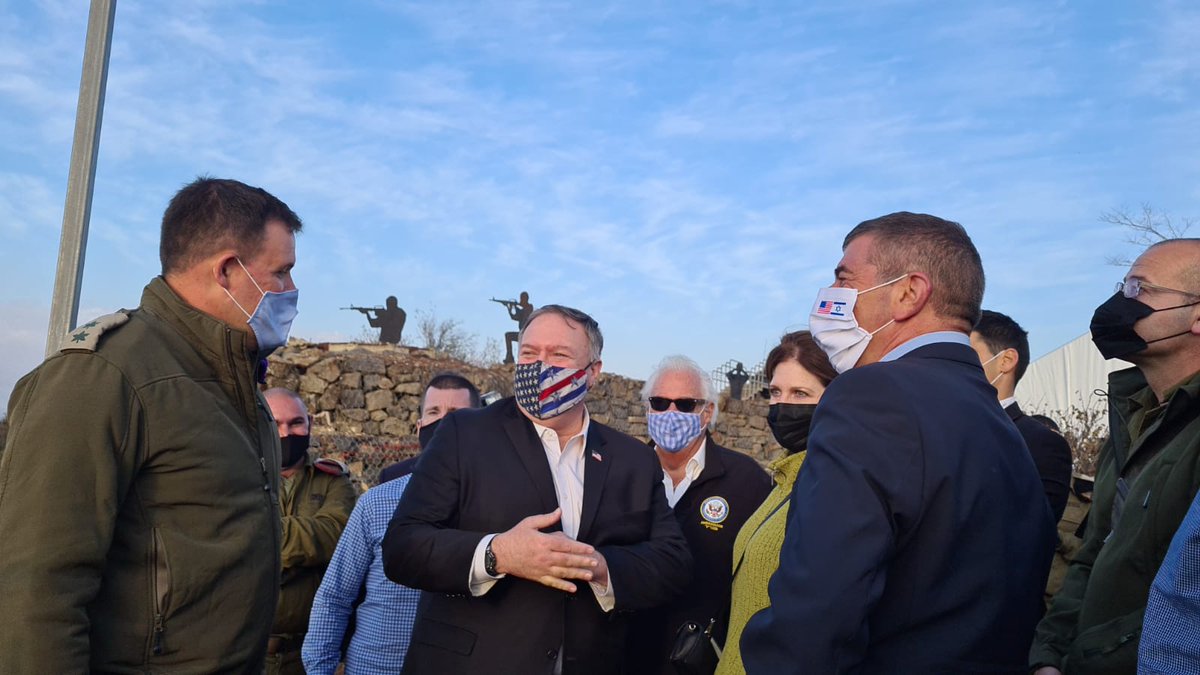 3/3
תקיפות צה"ל הלילה הם מסר ברור לסוריה ולבת בריתה, איראן:
אנו רואים במשטר הסורי ובממשל אסד כנושא באחריות על כל הנעשה משטחו, בשטחו ובחסותו.
לא נאפשר את עצימת העין של המשטר הסורי על המתרחש. https://t.co/wIcUF6xLwf