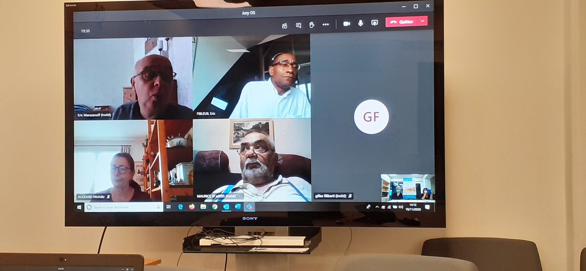 mutidf's tweet photo. Les membres du jury Object'If Solidarité se sont réunis pour attribuer les prix aux 5 lauréats retenus sur les 41 dossiers reçus cette année. Les choix furent difficiles car tous les projets ont démontré la dynamique solidaire des associations de notre région. Résultats bientôt😀 https://t.co/dCpoQpI7IW
