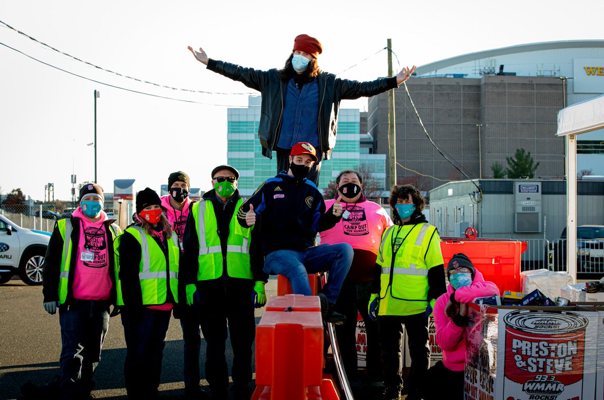It's the last full day of broadcasting from the <a href="/PrestonSteve933/">The Preston & Steve Show</a> #CampOutForHunger! Join myself &amp; @JaxonWMMR to keep these volunteers busy today! Drop off much needed non-perishable food for @Philabundance until 7pm/donate at wmmr.com/campout
📸 by the great @ChorusPhotog