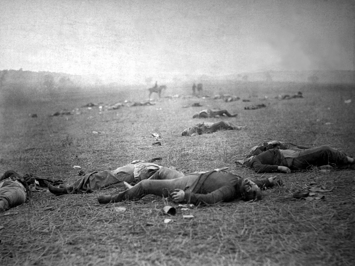 TimGarrisonMO's tweet photo. 157 years ago, the president of a seemingly irreparably divided country gave the most famous speech in #AmericanHistory, exhorting #Americans to increase their #devotion to the cause—“the #GreatTask”—of #SelfGovernance by free people. Worth a read.
#America #GettysburgAddress https://t.co/yzHTEFPHRf