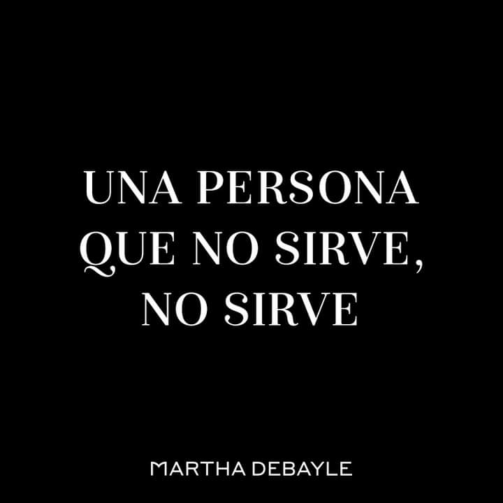 juanl619's tweet photo. @CarlosLoret ya que te gusta tanto mofarte de las frases de Gatell por su " profundidad " , si existe congruencia también deberías de hacerlo con las de Martha Debayle , no crees ? A menos que el que esté mal seas tú qué ahora no entiende que ahora así son las frases. https://t.co/yBIY3BIw8R