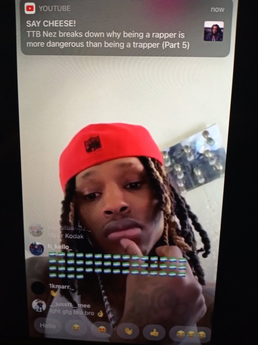 Lo_Nameless's tweet photo. @KingVonFrmdaWic Yo this is scary as fuck. He spent the whole time on the streets burning boys! Once he became a rapper he got smoked. How odd is that? That that msg would pop up on one of his streams! https://t.co/sHx6eU9fVQ