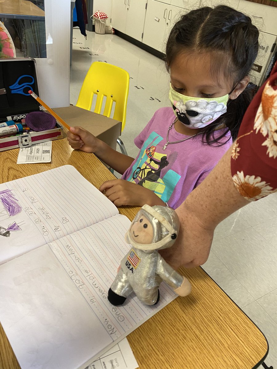 KaylaMichna's tweet photo. Space Man came around today to check for finger spaces. He was super excited with all the hard work he saw! @PatlanES #fingerspaces #Kindergarten #weworkhard https://t.co/o7pP2dnaOI