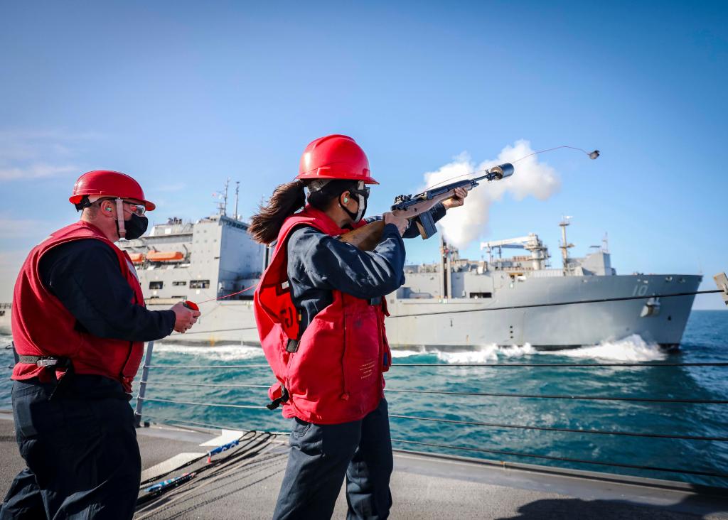 USNavy's tweet photo. Sea of Japan ✅
South China Sea ✅
#USNavy's #USSJohnSMcCain (DDG 56) conducts weapons exercises and refueling operations while assigned to Destroyer Squadron (DESRON) 15, the @US7thFleet principal surface force. #FreeAndOpenInfoPacifc https://t.co/xCaasACB5h