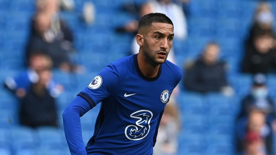 Hakim  #Ziyech - £8.2m – 14.7%Looks to have hit the ground running and has since been involved in playing the last 4 games where he has picked up 1and 3 + looks to have a nice run of favorable fixtures until  #GW17 when they play Man City