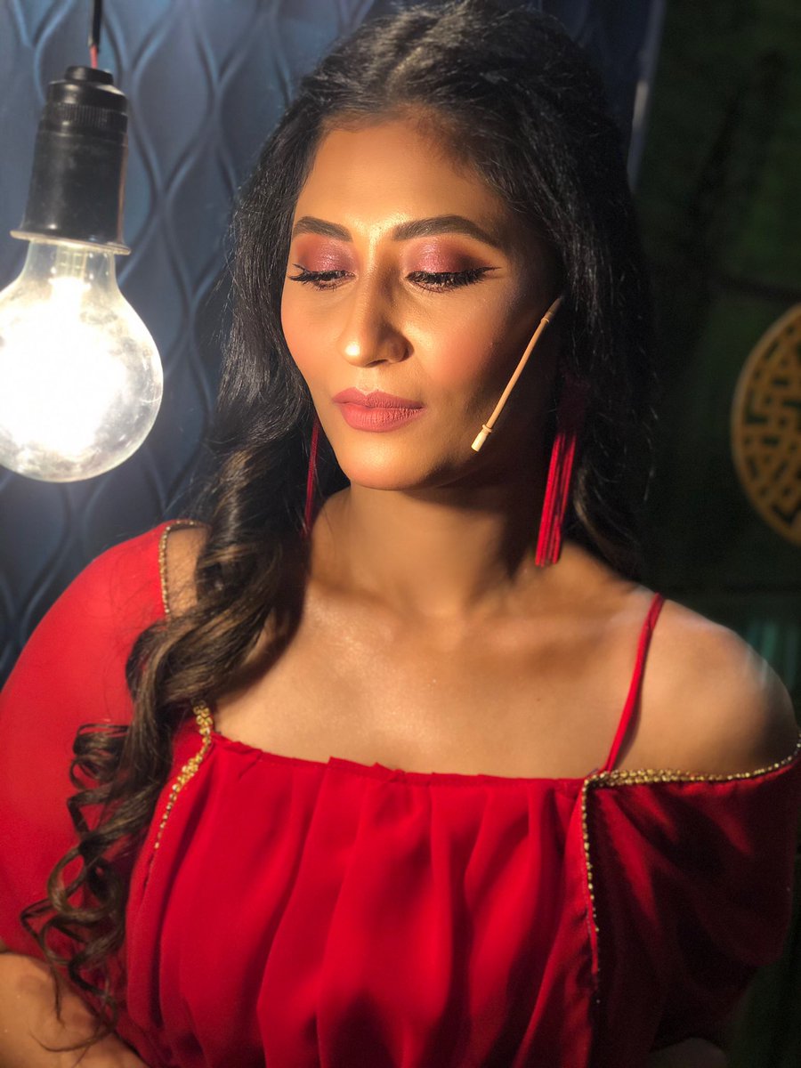“Be your own happy ever after” #red#love#makeup#shoot#work#fun