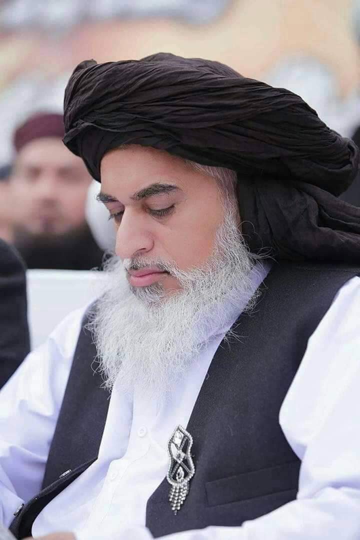 faiyaz_misbahi's tweet photo. 😭 خبر پر غم 😭

*سفیر عشق رسالت امیر المجاہدین قبلہ علامہ خادم حسین رضوی* علیہ الرحمہ اس دار فانی سے کوچ کر گئے انا للہ وانا الیہ راجعون https://t.co/3h08Rnjz4s