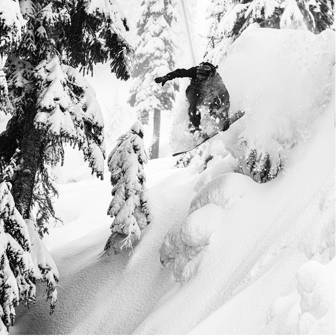 Snowboardingcom's tweet photo. BILL GOATS SEASON EDIT! https://t.co/ebJ0ioDBJu https://t.co/EzgxPN0foO