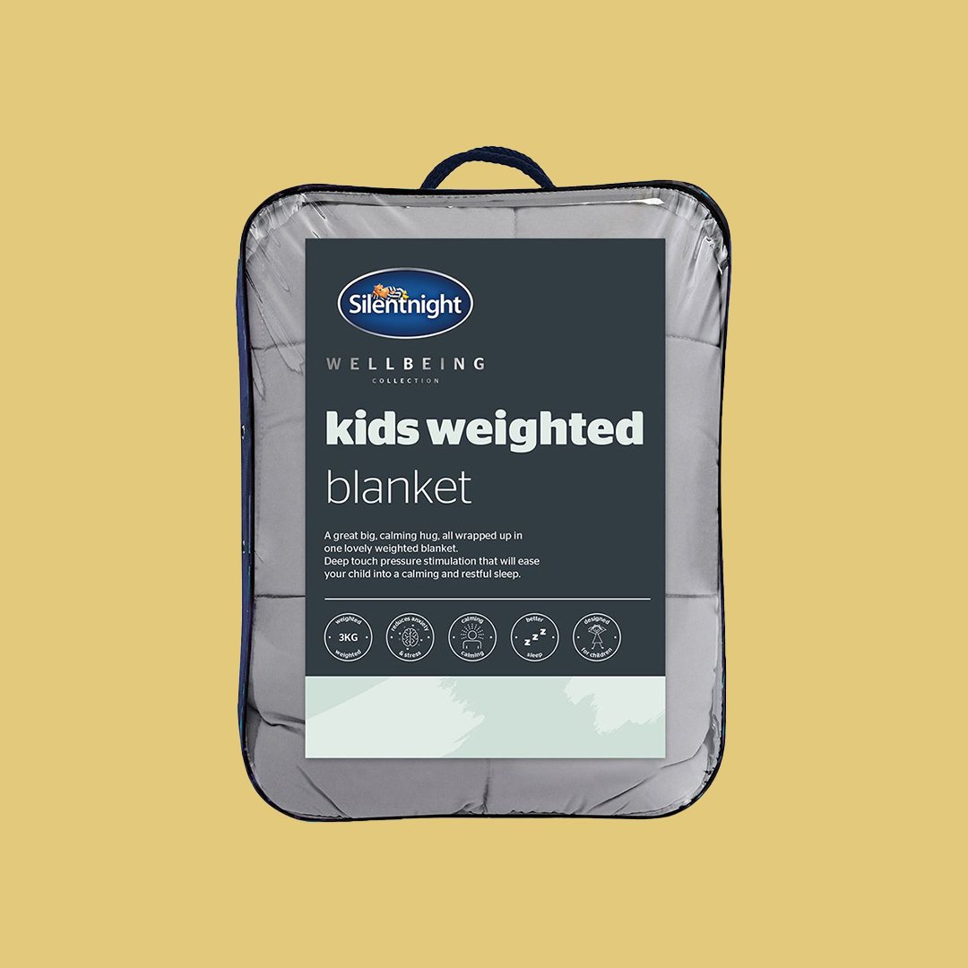 silentnightbeds's tweet image. Kids Weighted Blanket GIVEAWAY! We're giving you the chance to win the NEW Silentnight Kids Weighted Blanket to prepare your child for better, deeper sleep (and so you can get some sleep, too)

To enter, FOLLOW us, retweet and reply with a 💤
