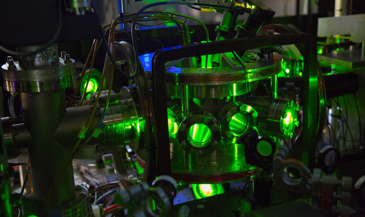 SimonLCornish's tweet image. Looking for a PhD or Postdoc position in #UltracoldAtoms? We have openings on our Cs-Yb experiment to study quantum degenerate mixtures and the creation of ultracold molecules. Watch youtu.be/yZzybsP5AWA for more information. @DurhamQlm @QSUMproject