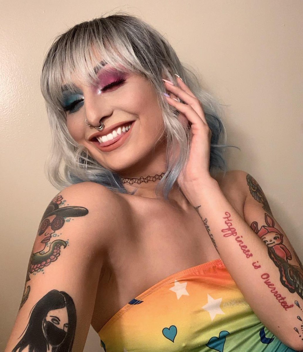 Matbob402's tweet image. Since she has came into my life, me and my kids have been so thankful! She’s the woman I always dreamed of and more! She has also became a better step mother than most moms I know! I couldn’t imagine my life without her! My beautiful rave Bae!#TransAwarenessWeek2020