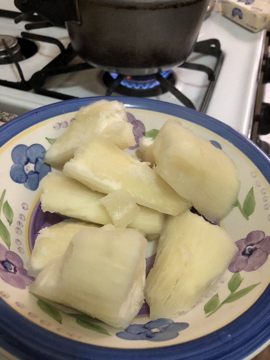 maxpayyne_'s tweet photo. I said it before and I’ll say it again, u not really dominican if u don’t eat yuca ❤️ https://t.co/gKDV9ygZYM