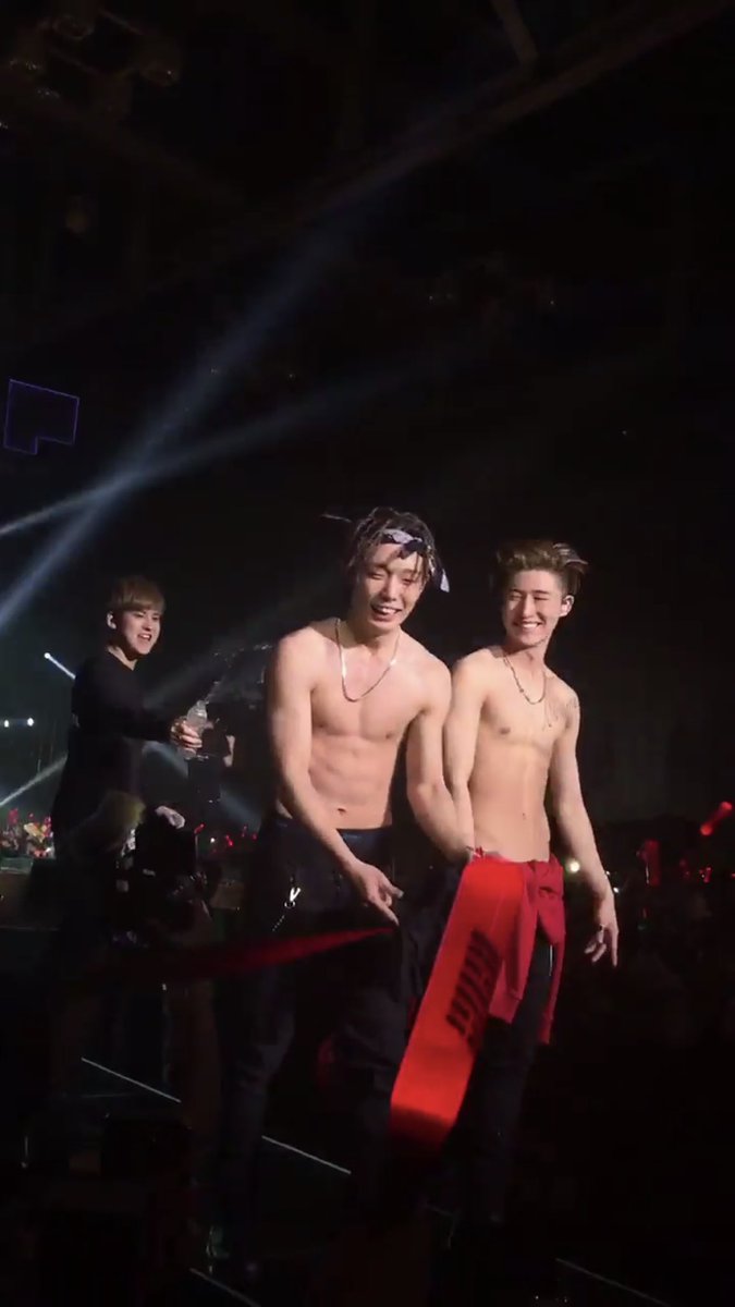 𝐢𝐊𝐎𝐍 𝐀𝐁𝐒 𝐚 𝐭𝐡𝐫𝐞𝐚𝐝 ; @YG_iKONIC  #iKON  #아이콘