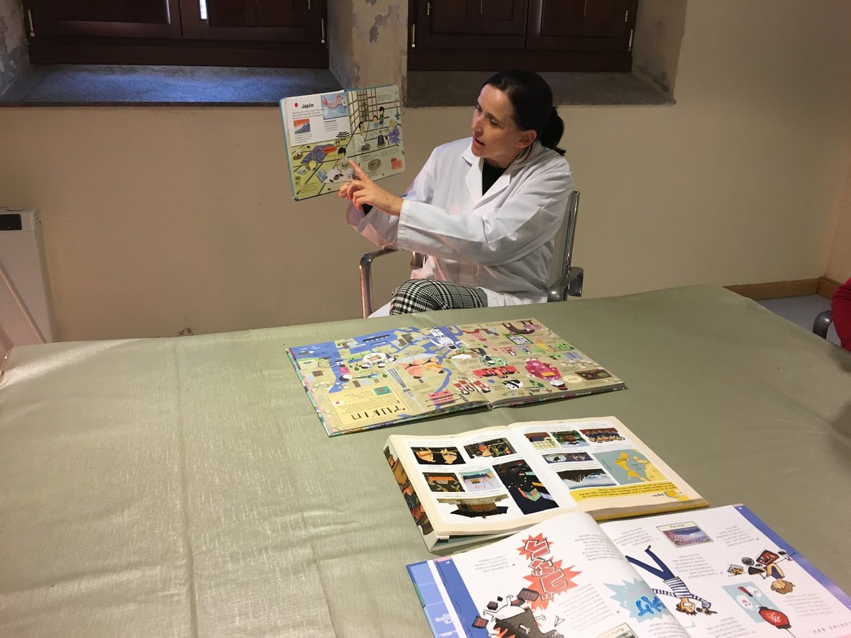 ConcOrtigueira's tweet photo. A biblioteca municipal de #Ortigueira recibe un dos premios #MaríaMoliner de animación á lectura convocados polo Ministerio de Cultura polo seu proxecto 'Benvido a Xapón e o mundo ao revés'.

👏 Moitos parabéns polo traballo que realizades compañeirxs.

ℹ️ https://t.co/180ghfjrHP https://t.co/EXtx9pBLP6