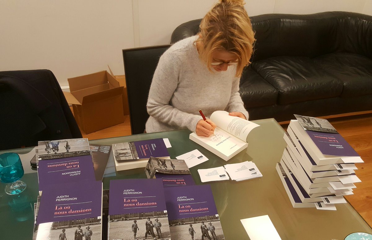 AudreyDaragon's tweet photo. En librairie le 06 janvier 2021 et déjà annoncé dans les pages littéraires du @Le_Figaro : le prochain roman de Judith Perrignon "Là où nous dansions". 
#Detroit #USA #musique #histoire #Politique #Societe 
Tout ce qu'on aime! https://t.co/E7fROmIrRA