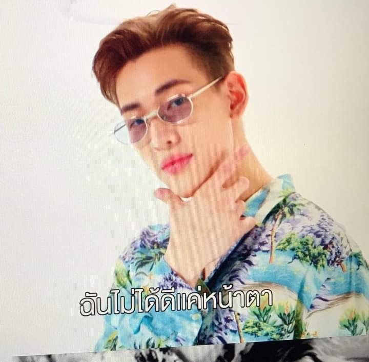 akemi_akelia's tweet image. Then                               and Now
We are so proud of you BamBam!!💚
#BamBam