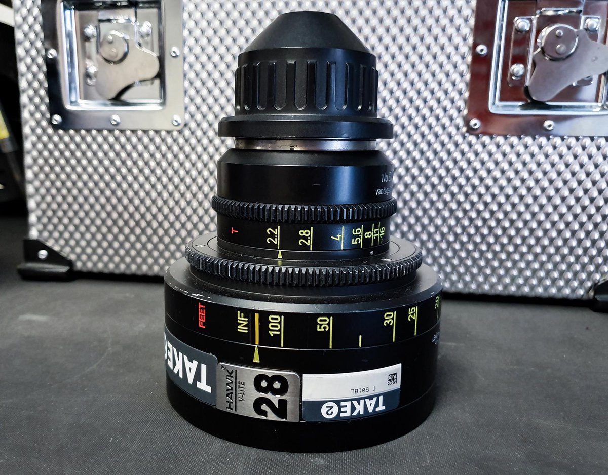 Take2FilmsUK's tweet photo. Our HAWK V-Lite Anamorphics are always a popular choice π₯ What are your go-to anamorphic lenses?
#Take2Films #Anamorphic #Cinematography https://t.co/hLqBSiykwH