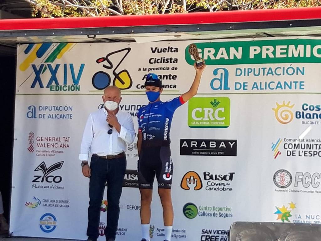 PalomarJulian's tweet photo. Primera toma de contacto del #JPOV El equipo sajeño se concentra en el @MolaEcoalbergue
de #Novelda @silvoturismo @TomyMiralles @fciclismocv @RFECiclismo 
https://t.co/rtLCNRFn0i https://t.co/qH3PmJn9vJ