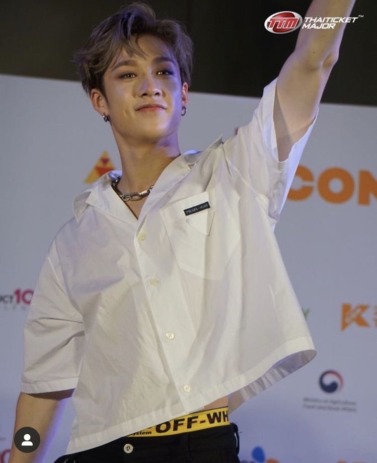 BangChan with his expensive underwears ; a most needed thread  #StrayKids  #BangChan