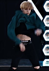 BangChan with his expensive underwears ; a most needed thread  #StrayKids  #BangChan