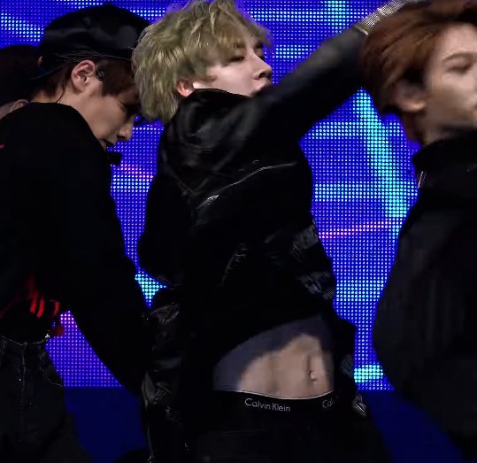 BangChan with his expensive underwears ; a most needed thread  #StrayKids  #BangChan
