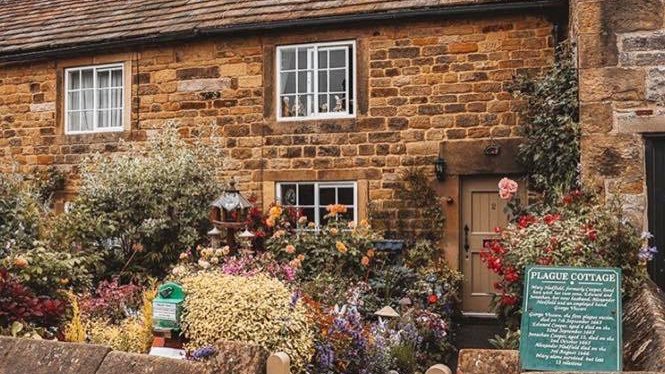 Visit Peak District & Derbyshire tweet media