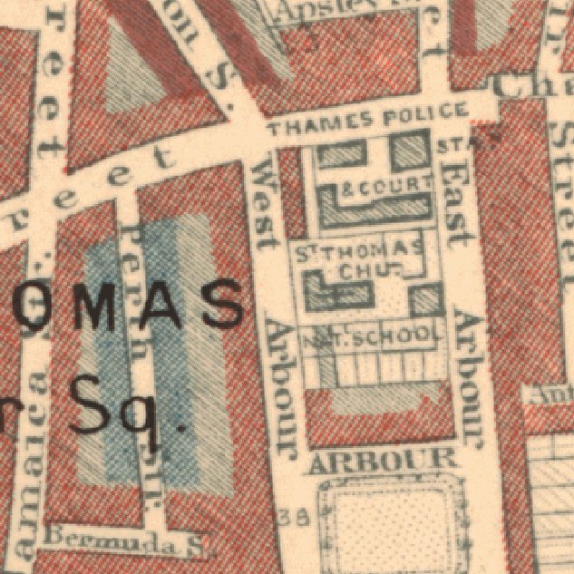 ... and stop at the junction with East Arbour Street, site of the combined police station-court complex. First built on the site in 1841, it moved from K to H Division in the 1880 re-organisation. A temporary station opened in the old court 1920-23 during a rebuild. (11/n)