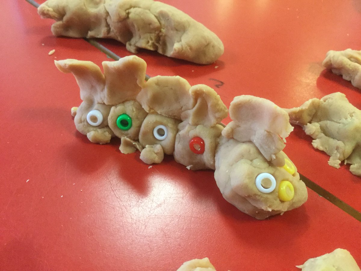firsprimarysale's tweet photo. #RecKP Today one of our class created this wonderful caterpillar from playdough. He persisted, adapted, thought critically and created this amazing piece of art! It then led to lots of discussion about life cycles #process #childledart #FirsArt https://t.co/ciI9WfzKLb