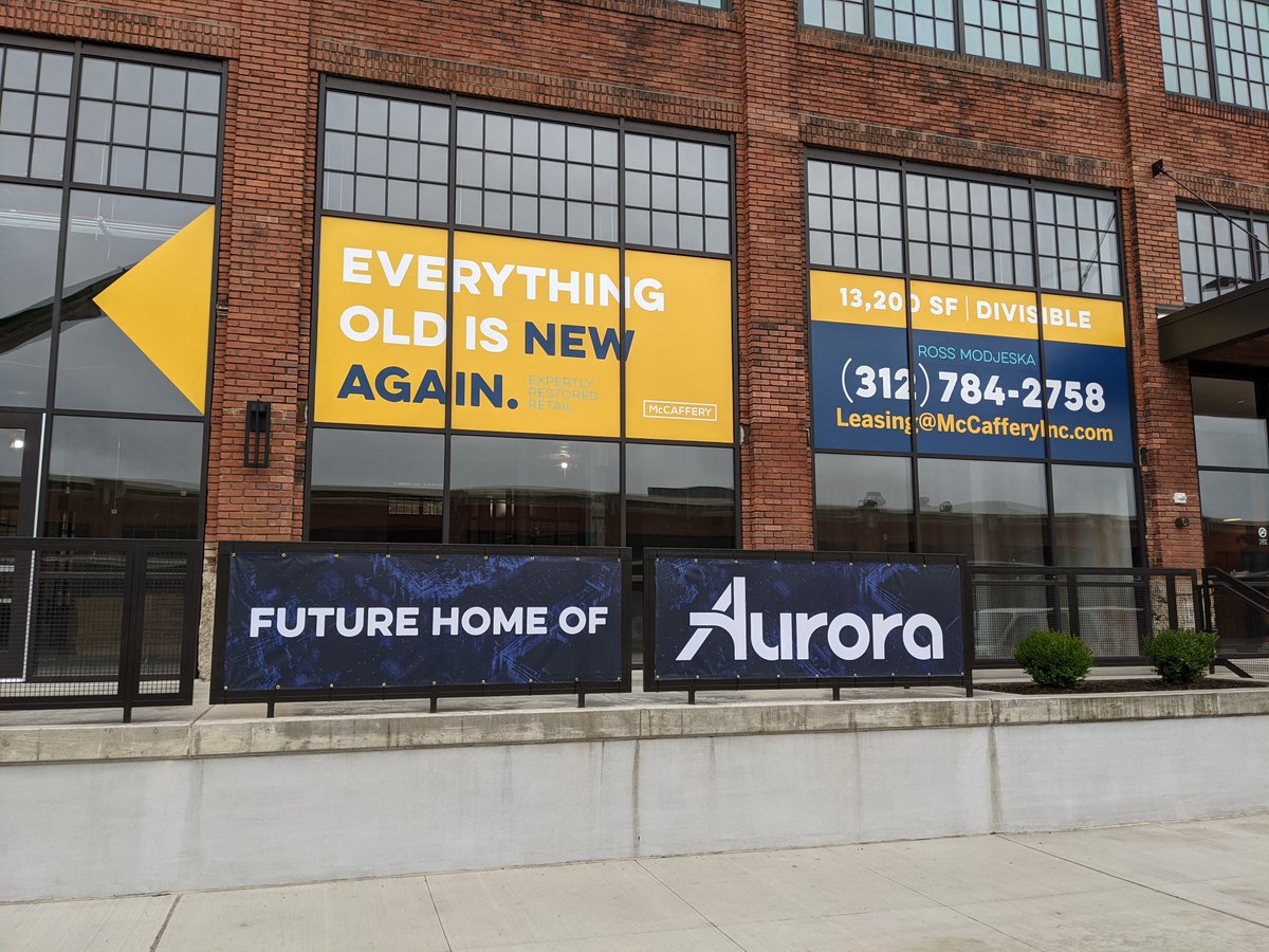agPittsburgh's tweet photo. Another day on the job! 
#branddesigns #customwindowsigns #vinylwindowsigns #windowdisplay #pittsburgh #storefrontwindow https://t.co/oDxiEbK28W