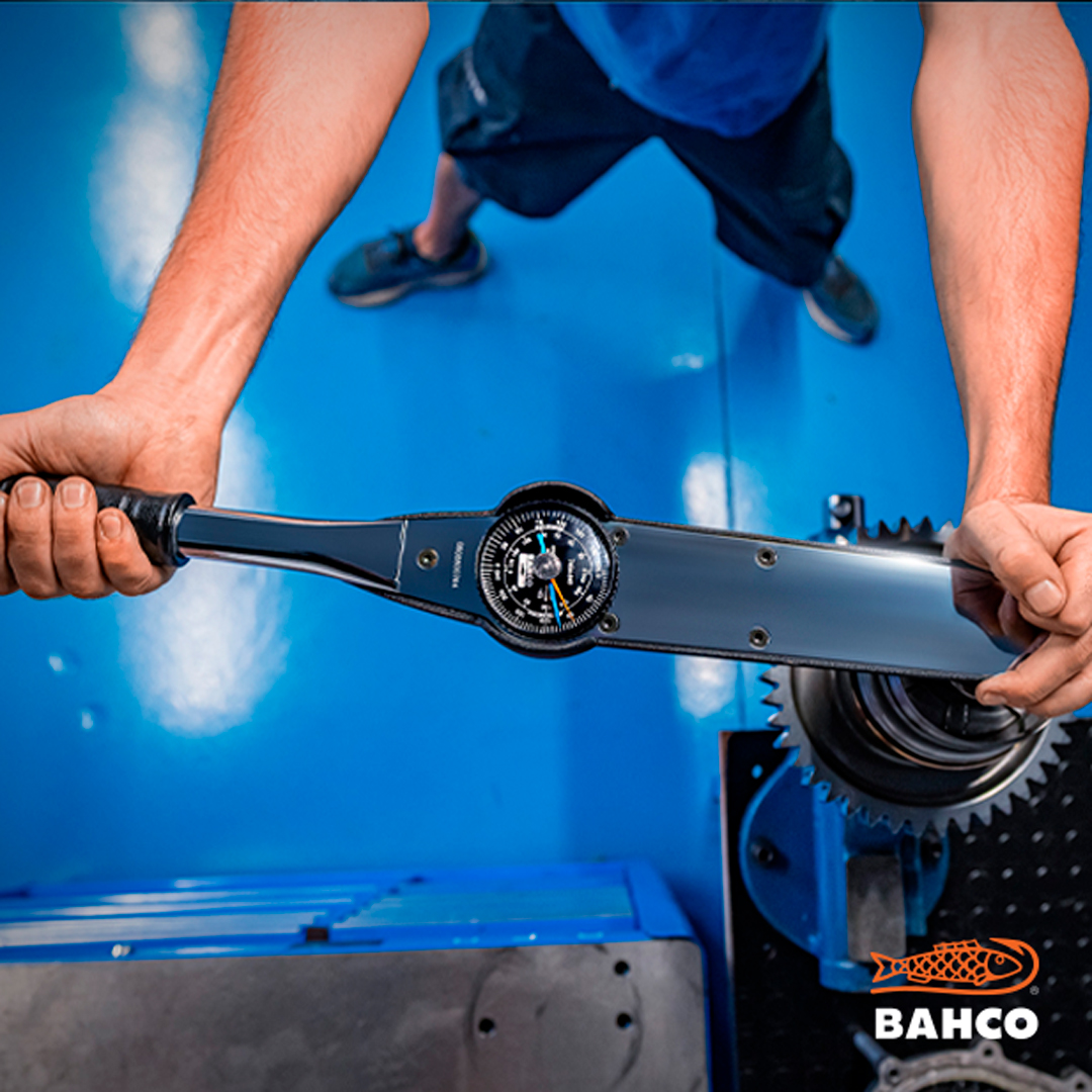 BahcoTurkiye's tweet photo. Geniş #Torkaletleri ürün yelpazemiz, çift terazili Anti-şok korumalı kadranlı Tork Anahtarlarını içerir. Her an okunması kolay tork. 👌
#Bahco #BahcoBalığıTakipEt #DünyayıDöndürenAletler #TorkAnahtarı #TorkAletleri #Tork #Mekanik #Tamir #Bakım #ElAletleri https://t.co/7nUIcsNY0a
