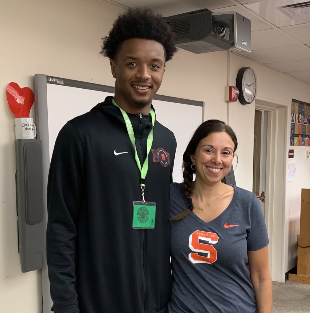 beccanson's tweet image. South Avenue Teachers are smiling today! Congratulations Elijah! We are proud of you! Go Utah Jazz!