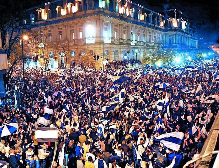 letragmedios's tweet photo. ¡Felices 138 años La Plata! ¡Qué Tripero es la Ciudad! 🐺💙

Gimnasia es La Plata #GELP #CGE https://t.co/O4o948I1Ve