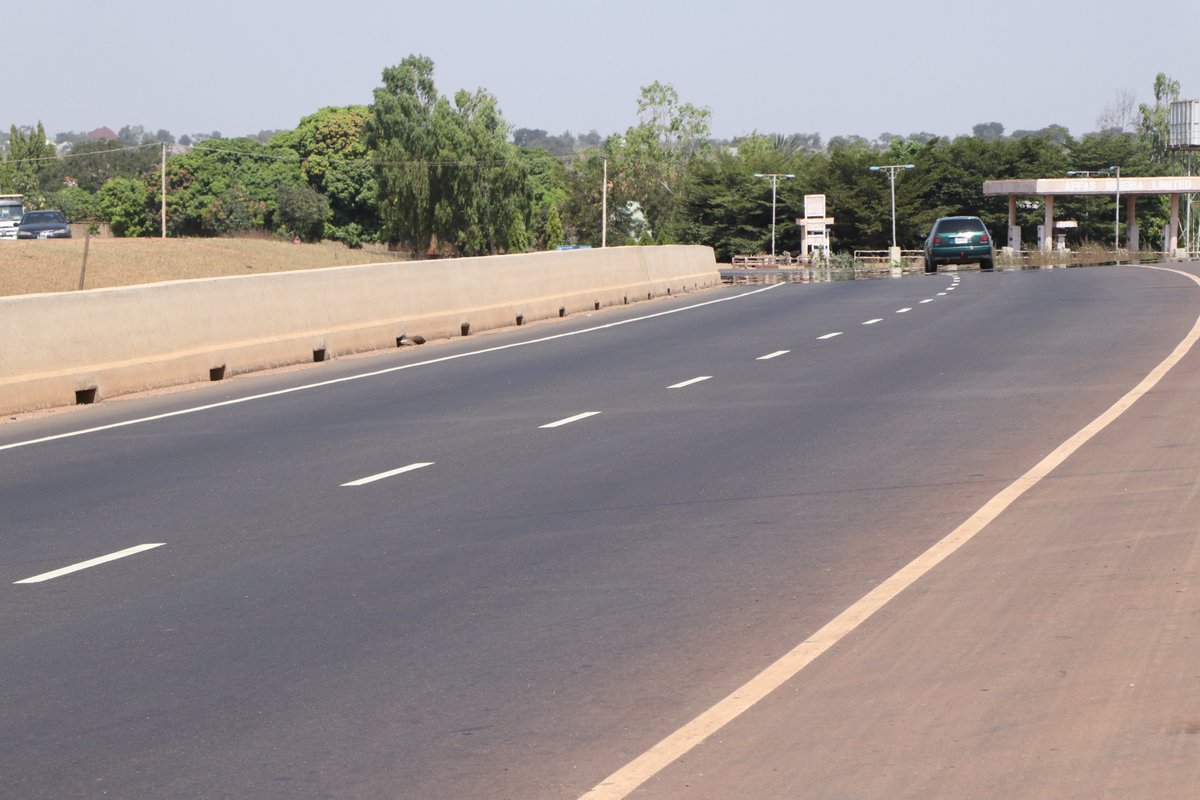 trafficbutter's tweet photo. VIA @@FMWHNIG: #FGAtWORK… Next Level Agenda: Ongoing Reconstruction of Abuja- Kaduna- Zaria - Kano Road ( Section II: Kaduna- Zaria ) Completed Section in Birnin Yero, Kaduna State https://t.co/xE4awIV1Vo