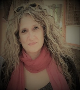 IDEA_ULaval's tweet photo. Vous avez manqué la conférence-midi d'Elena Théodoropoulou? (Re)Visionner le tout sur notre chaîne YouTube (sans la période de Q&amp;R): https://t.co/Q72KNK8qh3 https://t.co/newm56AZlY