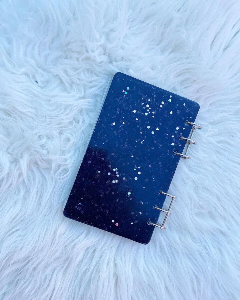 CheysCups's tweet photo. What if we rewrite the stars✨

#cheyscups #tumblercups #customepoxytumblers #epoxytumblers #customcups #thegreatestshowman #rewritethestars #notebook #customnotebook #epoxynotebook https://t.co/YlvlwiXbD2