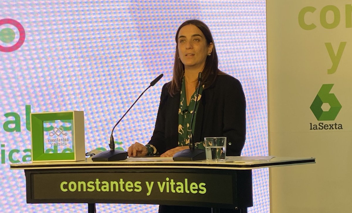 PCB_UB's tweet photo. #PCBCommunity| @nmontlab, investigadora del @IBECBarcelona, #PremioConstantesyVitales a la mejor publicación biomédica del año por su investigación con #organoides humanos contra la #Covid19 ⁦⁦▶️ https://t.co/7GJdi7jq05 Enhorabuena Nuria! 👏🔝

@constanteyvital @CompromisoAtres https://t.co/CmGBcFi4OK