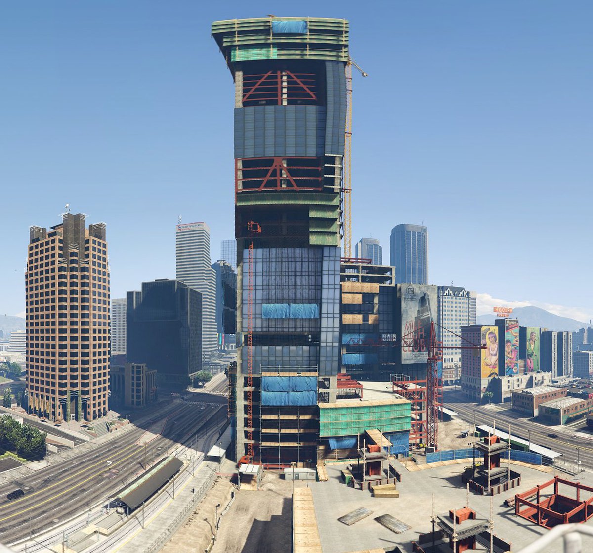 theonesullyy's tweet photo. they're gonna drop GTA 6 when this buildings finished https://t.co/C55HoZm1L9