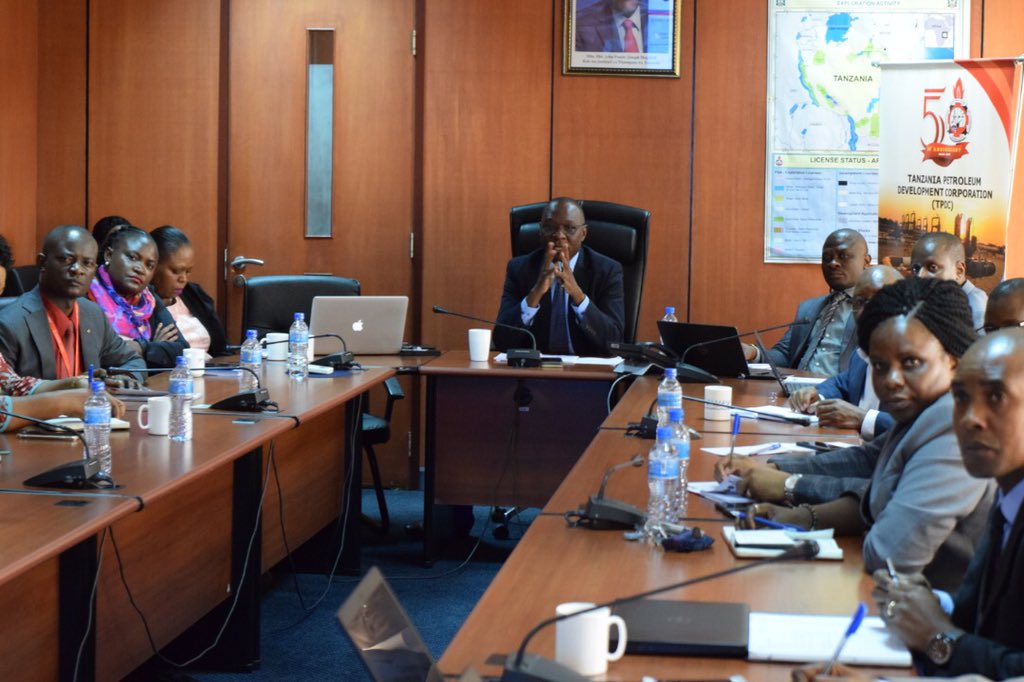 tpsftz's tweet photo. TPSF Chairperson congratulated TPDC on adhering to the local content and insisted that information on the projects be provided timely in order to give Tanzanians emple preparation time.
 @NgalulaAngelina @TPDCTZ @NationalTnbc @abdulsamadz https://t.co/9xu9r5NwEW