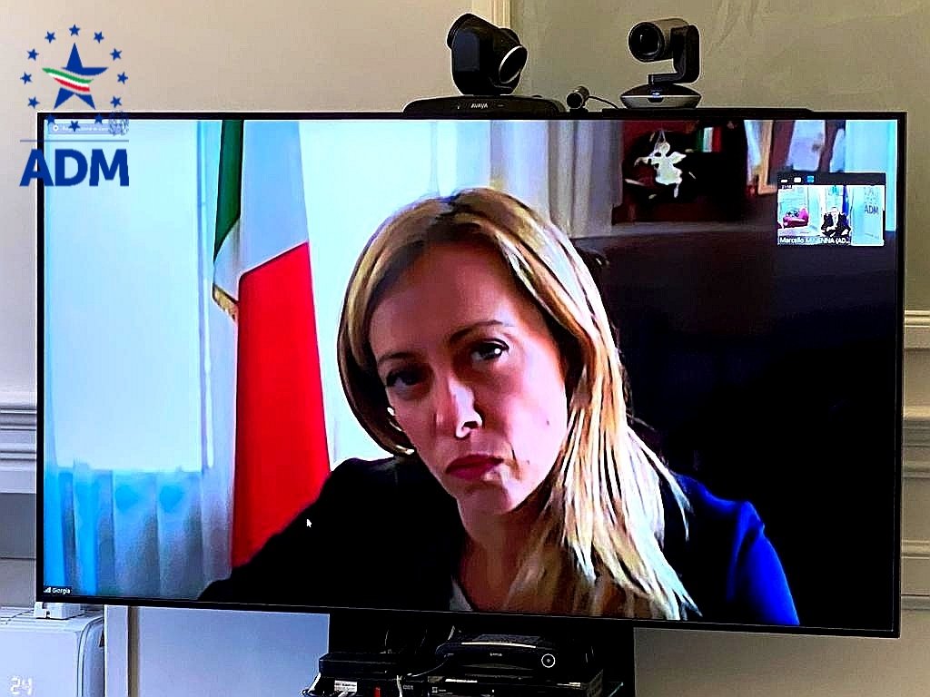 AdmGov's tweet photo. ADM NEWS/Incontro con l’on. @GiorgiaMeloni
Il Direttore Generale @MarcelloMinenna ha incontrato oggi in videoconferenza l’On. Giorgia Meloni. Presentato il Libro Blu #ADM e il progetto Qualitalia SpA🇮🇹
#ADMgov #ADMconVoi #GiorgiaMeloni #LibroBlu #Qualitalia🇮🇹 https://t.co/SRGgiAepjQ