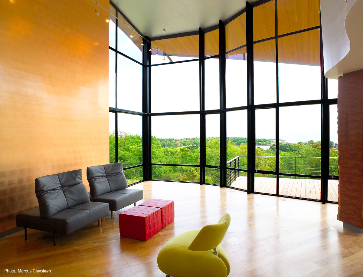 hopeswindows's tweet photo. The Ridge House, overlooking the Atlantic on Cape Ann, is a remarkable example of architecture as livable sculpture. Hope's two-story thermal #steelwindow system offers spectacular ocean views and high performance.
Marcus Gleysteen Architects
https://t.co/mPZfrr7Jlu https://t.co/F0sgWymVRe