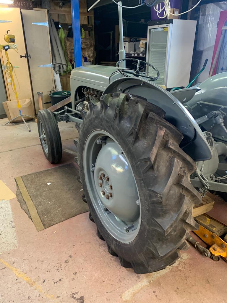 southdownshc's tweet photo. Our Ferguson TE20 tractor has returned to the @MuseumGardening after his refurbishment work. Looking good, Fergie, welcome back! #Sussex #Hassocks #Charity #Museum #LittleGreyFergie #FergusonTractor @TheBuddingFD @TatesGCs https://t.co/0ygEGhnjJ0