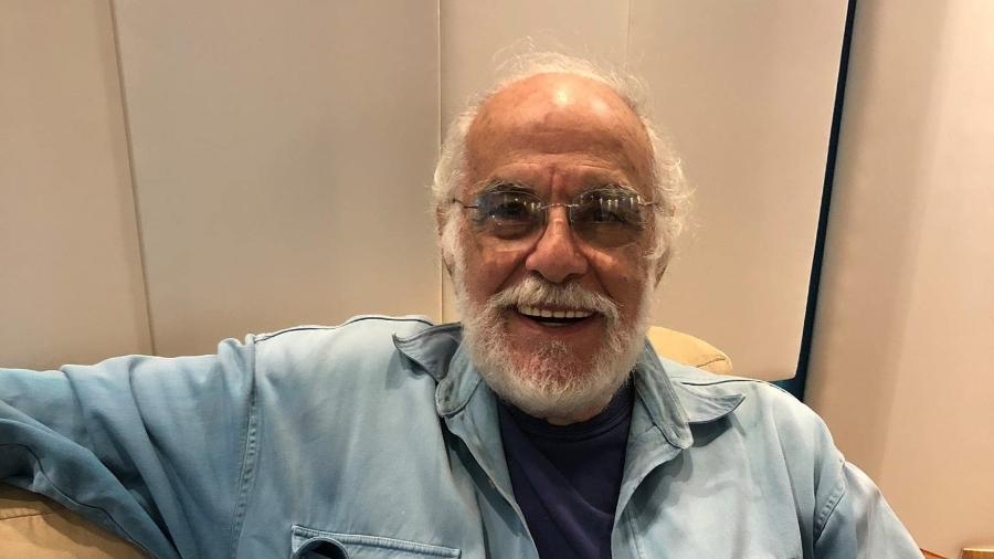 tropadojuninho's tweet photo. RIP
Morreu ontem o queridíssimo ator e dublador Jonas Mello, fez cinema e TV
Lolzinho ele dava voz aos Braum e Xerath
Nossos sentimentos à família. Desejamos forças nesse momento duro
E lembrem-se: Quando a coisa ficar feia, você chama Braum https://t.co/ijaXRsy72X