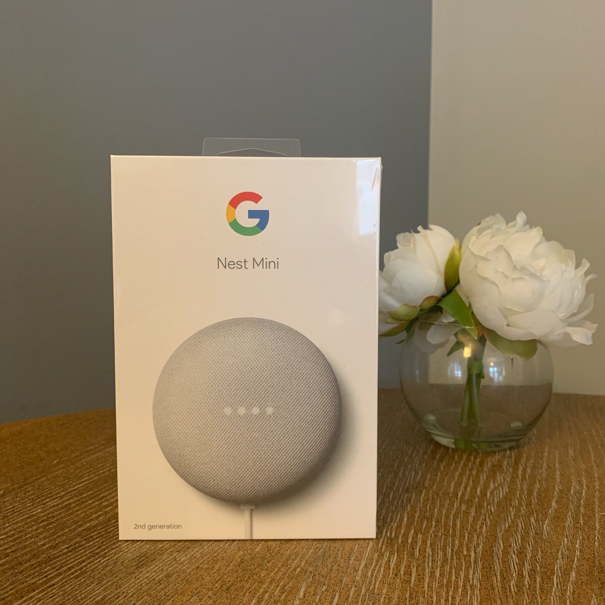 TAPundits's tweet photo. 📢‼️ Another Giveaway ‼️

WIN A GOOGLE NEST MINI- brand new! 

All you have to do to enter is: 

☑️ Retweet 
☑️ Follow us @TAPundits 

⚽️ Giveaway runs until 5pm on Monday 23rd November where a random winner will be announced... https://t.co/k5upUVOQlo