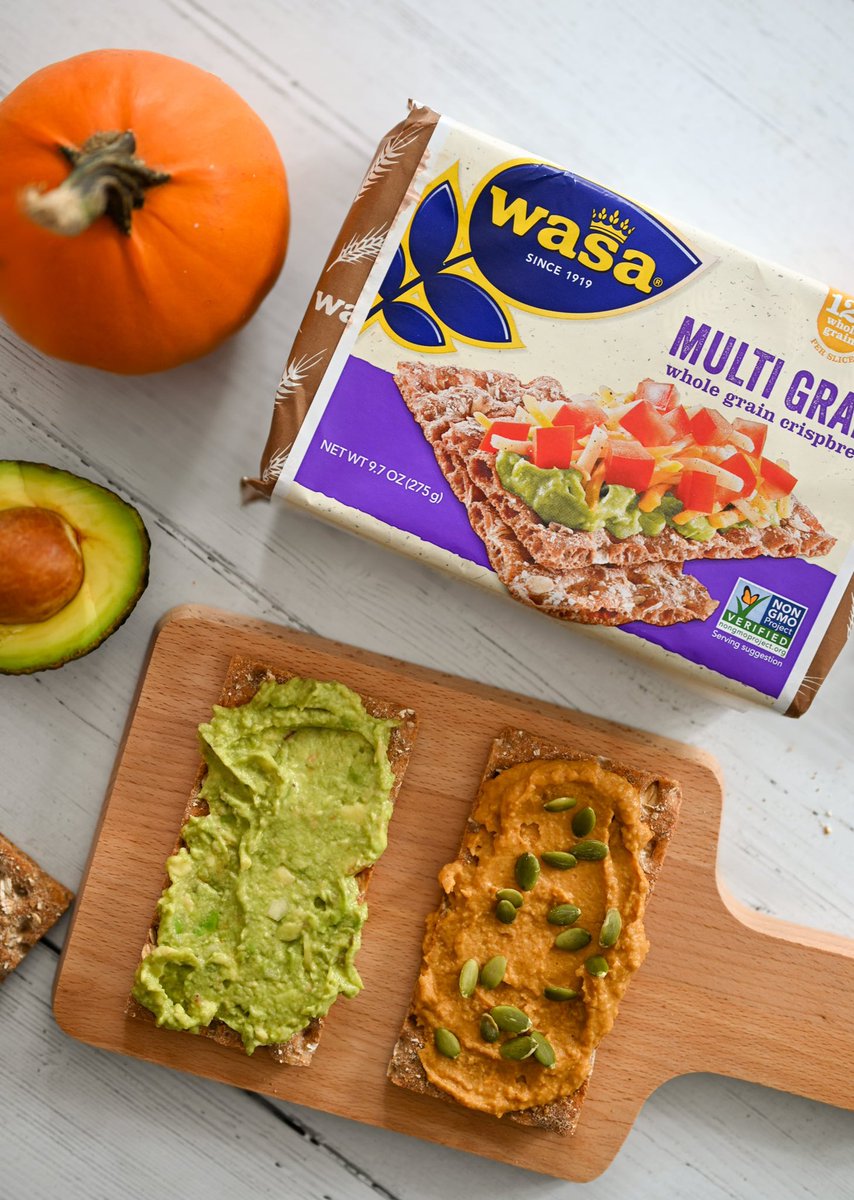 SimplyLeb's tweet photo. #ad With the holidays just around the corner, Wasa® Multi Grain Crispbread makes it so much easier to stay on track of your healthy eating during this time of the year. It is so easy to pair it with so many different options, like my Pumpkin Hummus and Avocado spread! https://t.co/SoBy5eZ0Mi