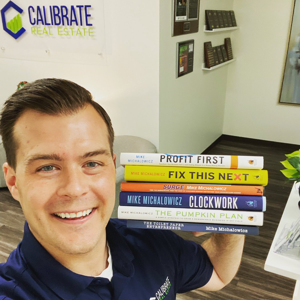 So excited 🤩 to interview 🎙 <a href="/MikeMichalowicz/">Mike Michalowicz</a> on our #CalibratePodcast TODAY! What question would you ask the #ProfitFirst guru? #CRE #CalibrateRealEstate #authors #Influencer #Clockwork #Entrepreneurship #business #entrepreneurlife #Entrepreneur #InterviewTips #interview