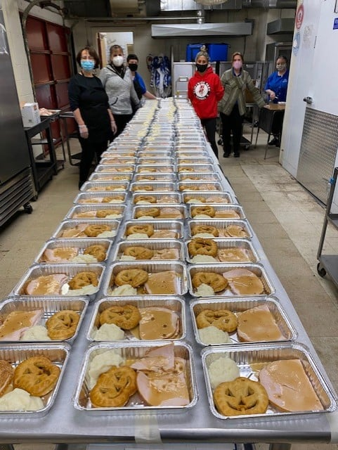 Pomptonian1's tweet photo. What are your favorite dishes to have on Thanksgiving?
#pomptonian #foodservice #cafeteria #cafe #Thanksgiving #Thanksgiving2020 #stuffing #mashedpotatoes #turkey #gravy #food #foodie #cook #eat #kitchen #community #grabandgomeals #grabandgo #cranberry #veggies https://t.co/LlvfcTAmdM