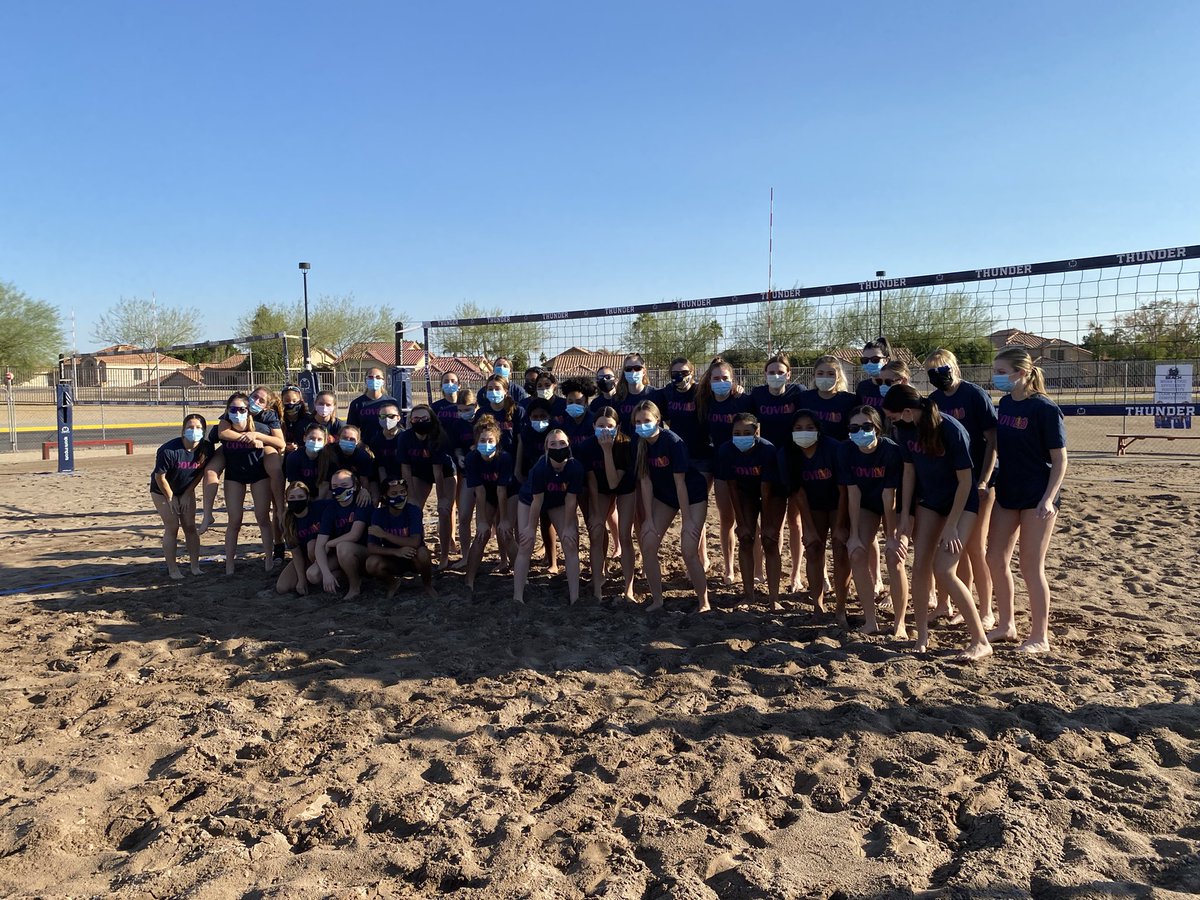 Unusual times require unusual banquets!  Our 2020 season celebration is a “beach” this year...congrats ladies on a great season! Thunder proud♥️😷🏐