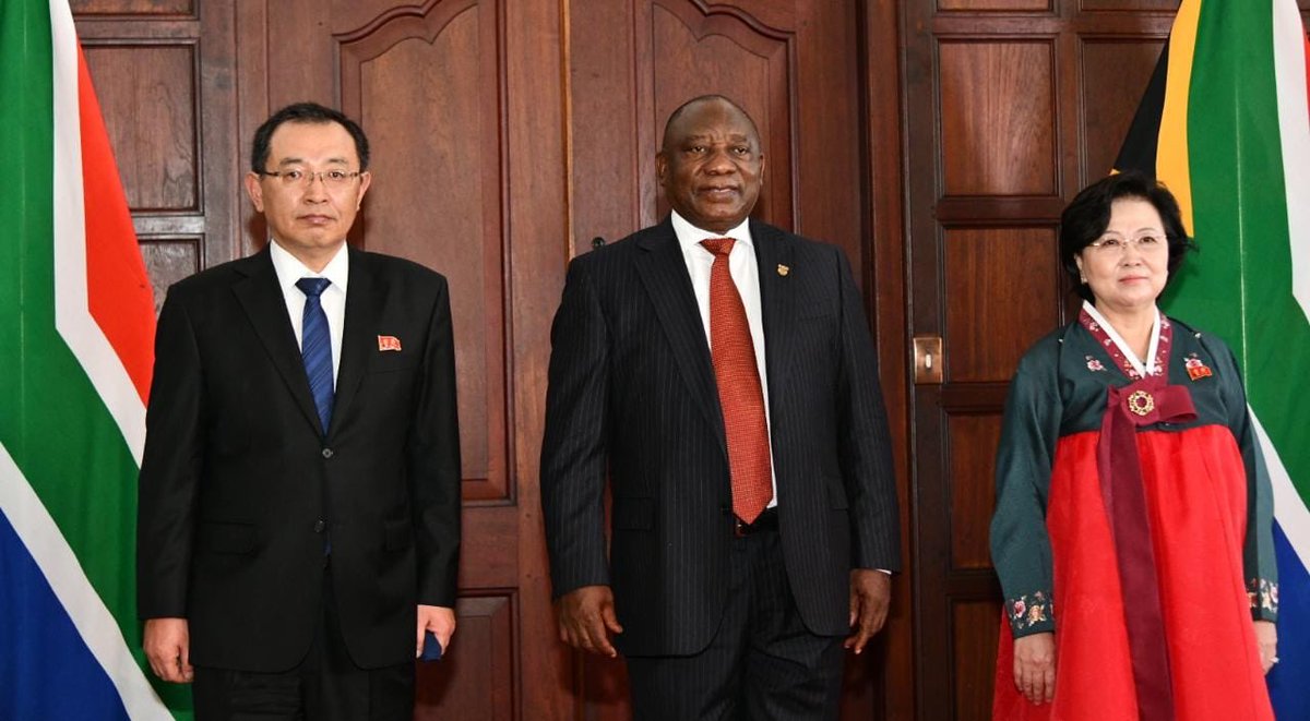 PresidencyZA's tweet photo. Ambassador of the Democratic People’s Republic of #Korea 🇰🇵, His Excellency Mr Jong Song II presents his Letter of Credence to His Excellency President @CyrilRamaphosa 
#LettersofCredence
#BetterAfricaBetterWorld https://t.co/c3PH1FI9xv